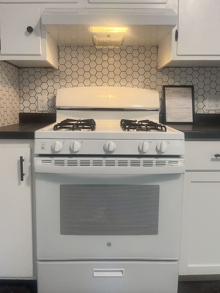1511 Main St Ne #1 - Photo 3 of 13
