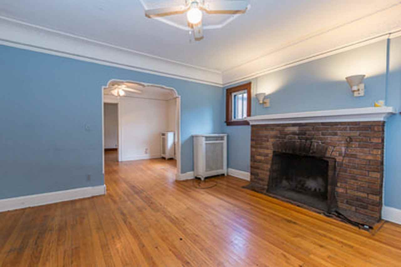 308 S Brooks St #1 - Photo 5 of 29