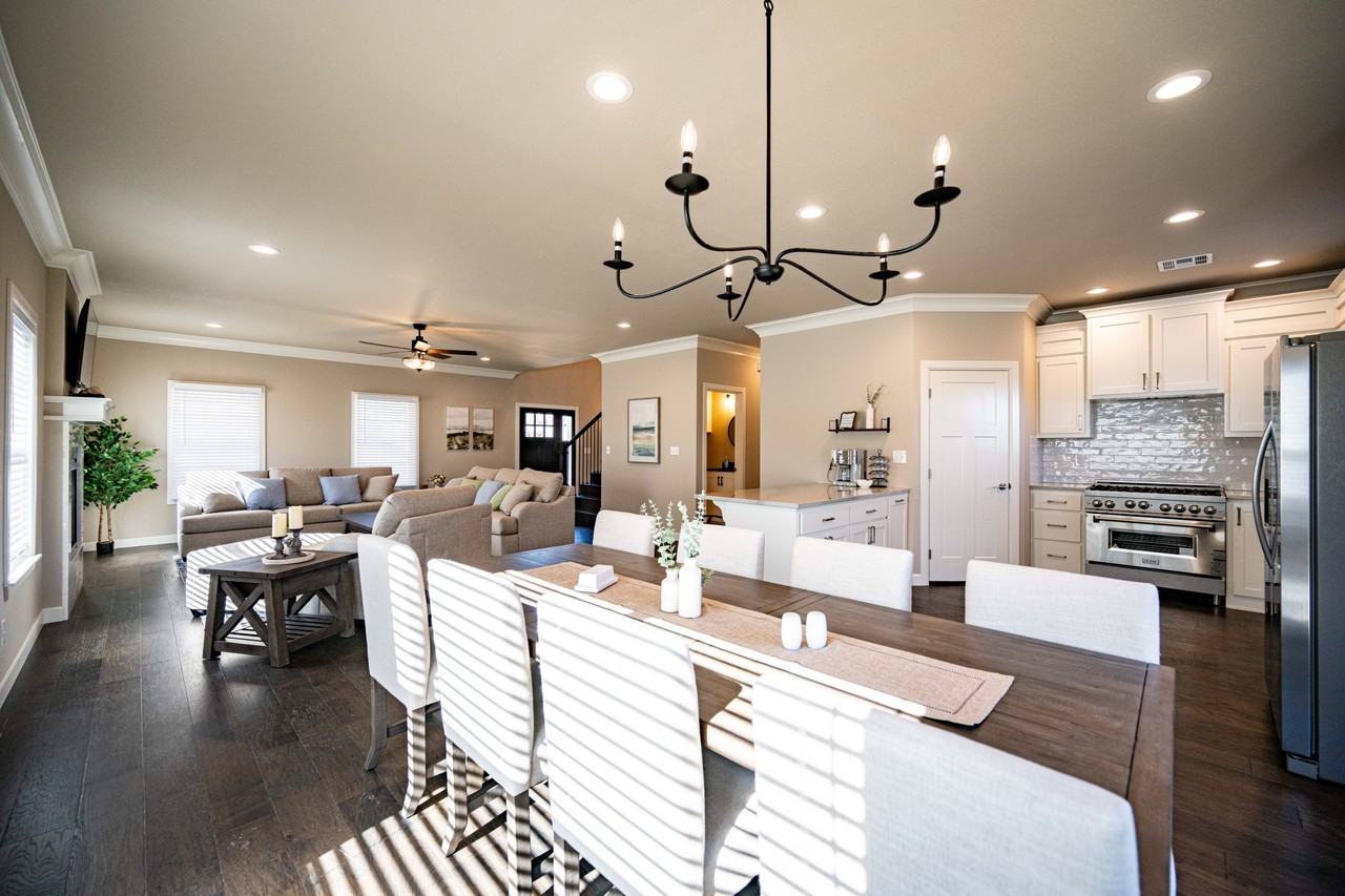 1426 E 122nd Ct S #NA - Photo 7 of 28