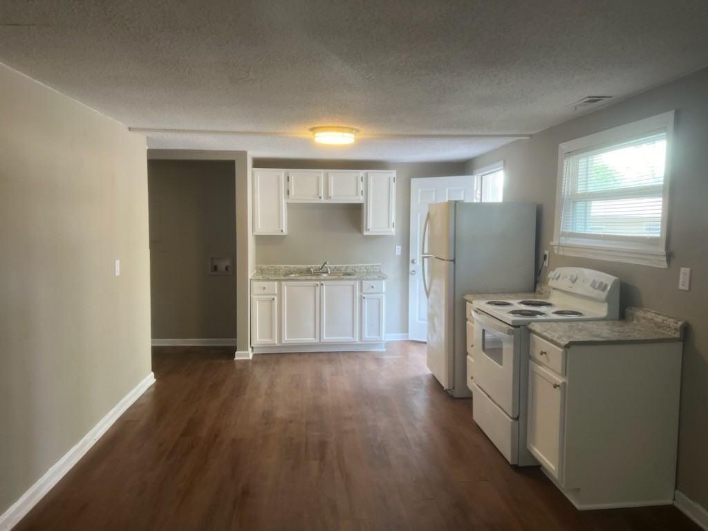 Rossville Duplexes - Photo 6 of 10