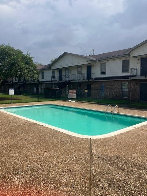 2100 Wise Street - Photo 3 of 10
