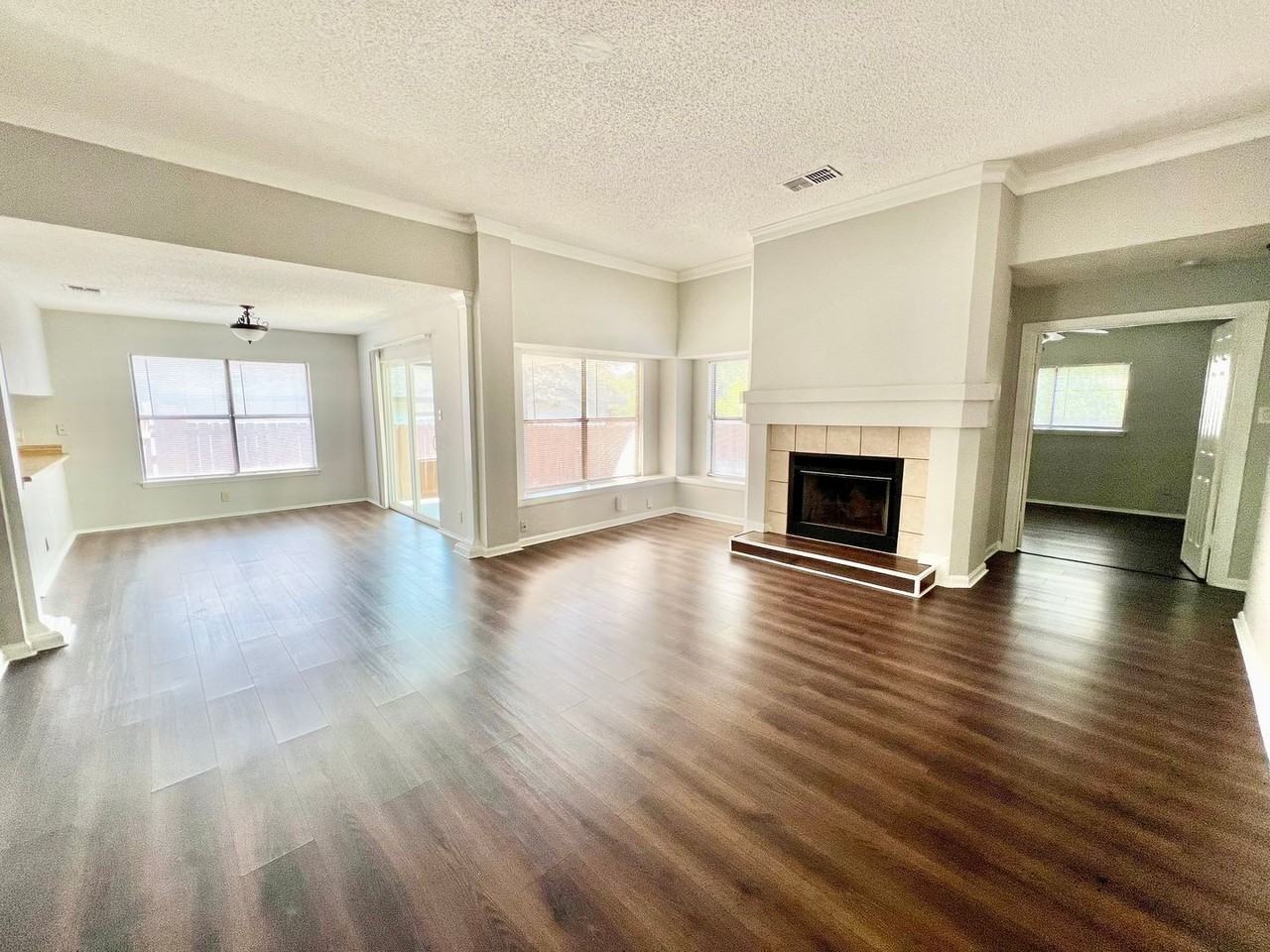 8626 Serene Ridge Dr - Photo 4 of 27