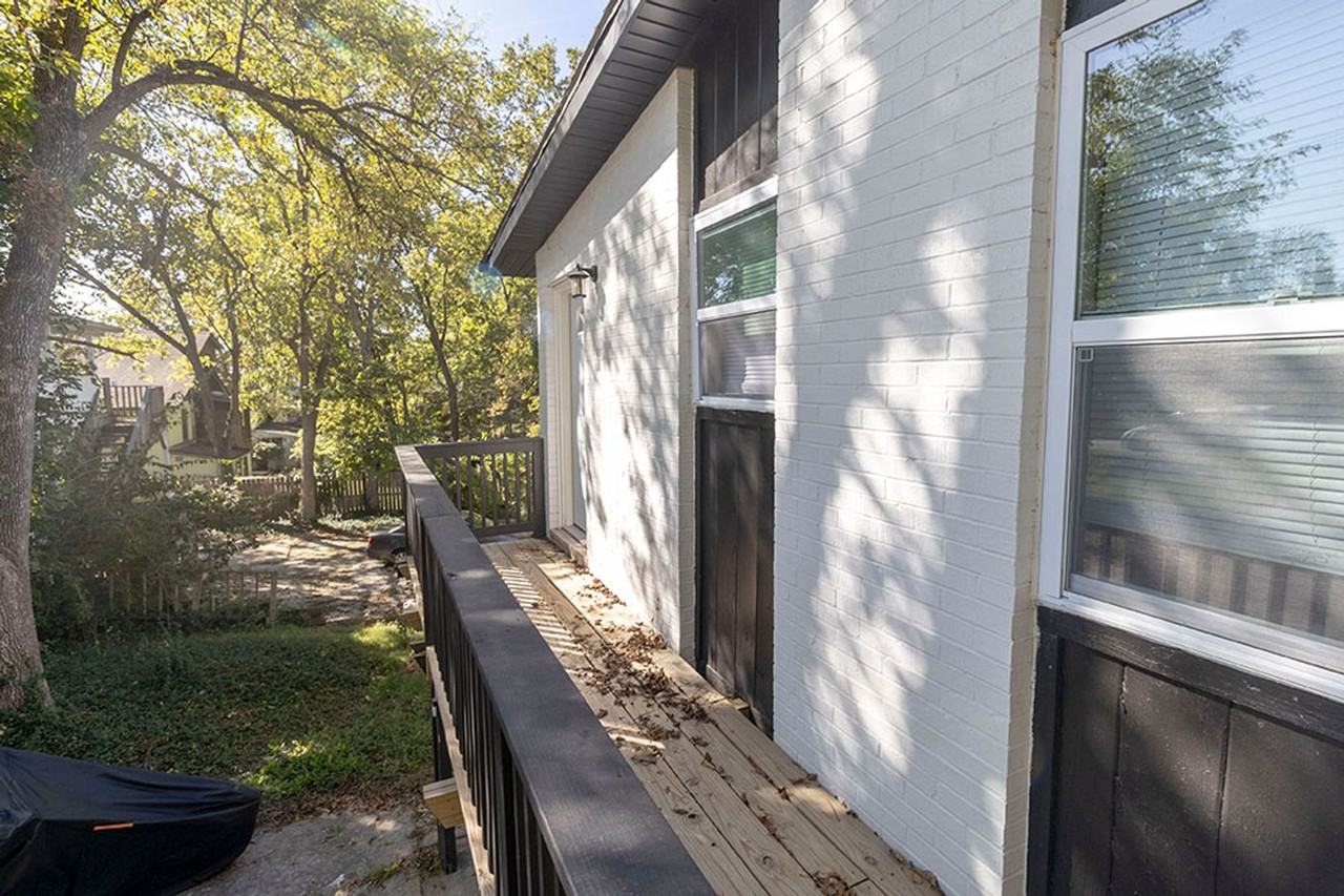 213 N Ann St #5 - Photo 3 of 17