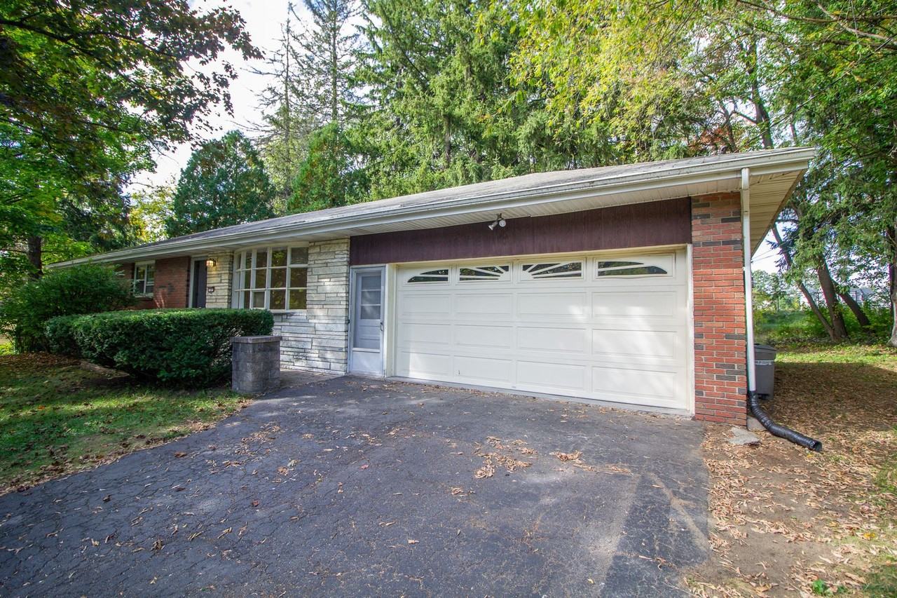 2 Danielwood Dr - Photo 2 of 19