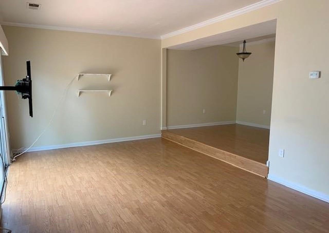 2706 Newton Ct - Photo 4 of 15