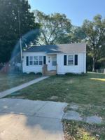 featured image of 3328 Blackstone Ave