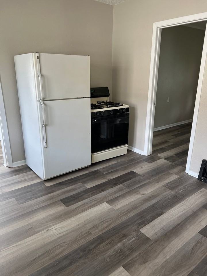 417 Brooke Rd - Photo 6 of 11