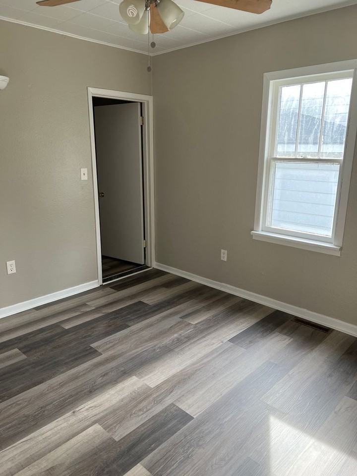 417 Brooke Rd - Photo 7 of 11