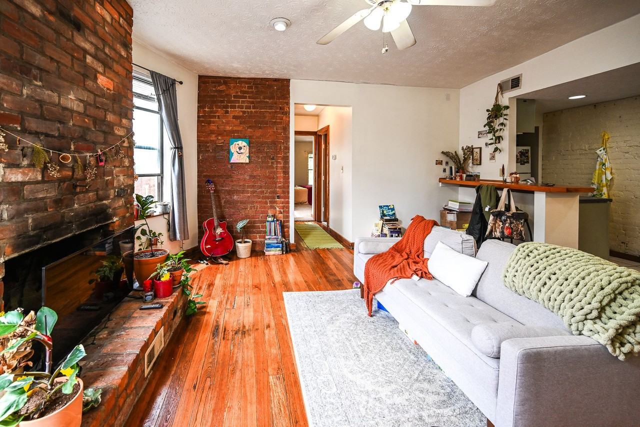 3207 Vine Street - Photo 2 of 17