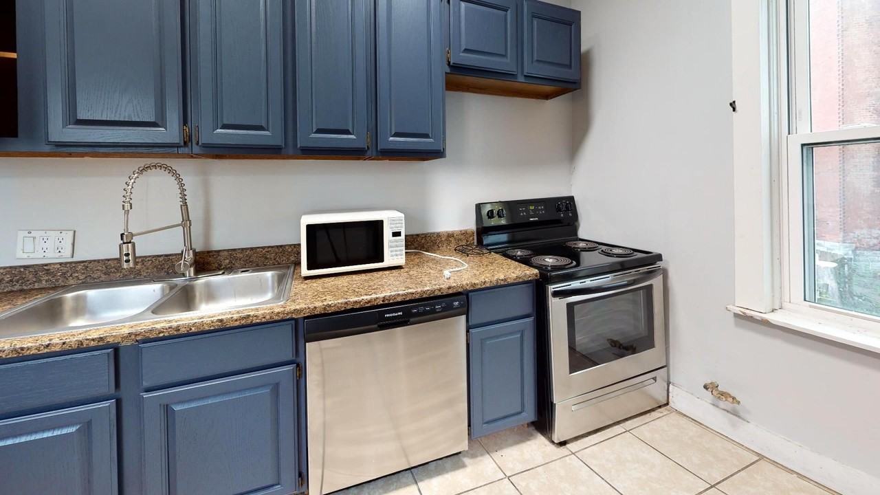 26 W Hollister St - Photo 3 of 20