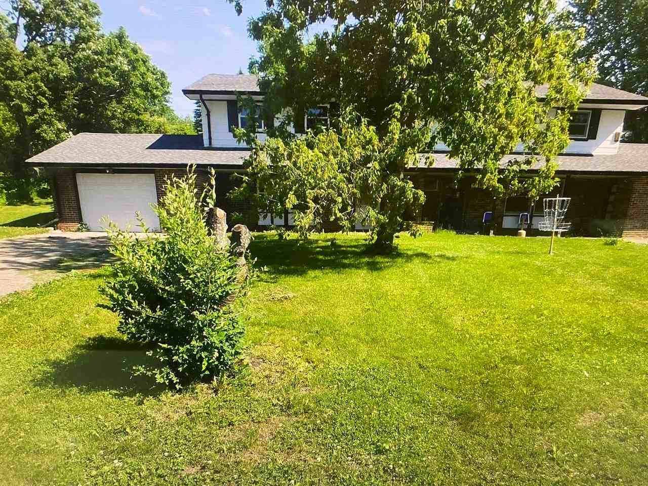 6016 White Dr - Photo 3 of 17