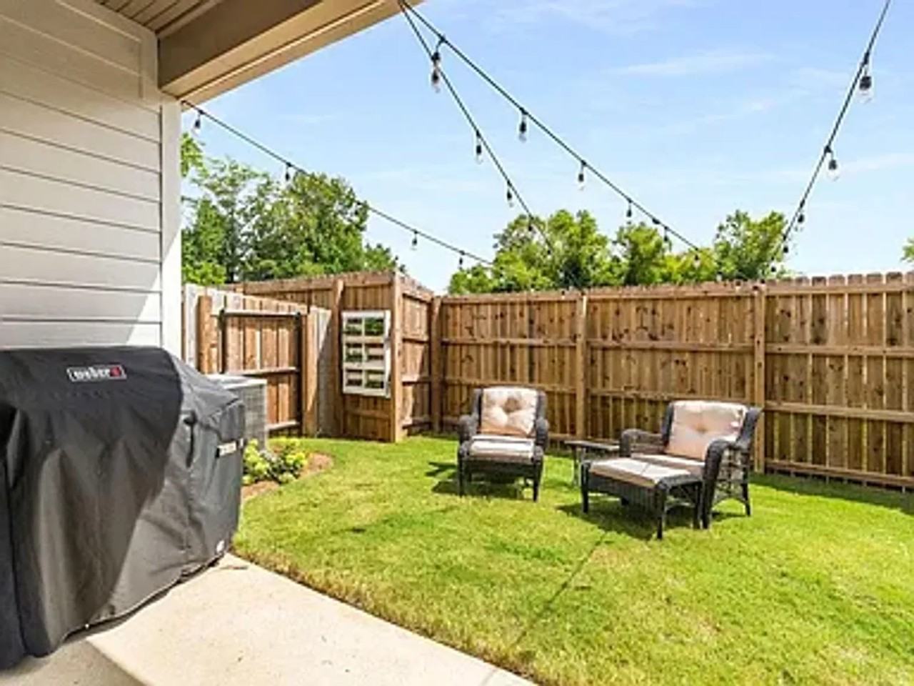 2047 Stephanie Court - Photo 2 of 17