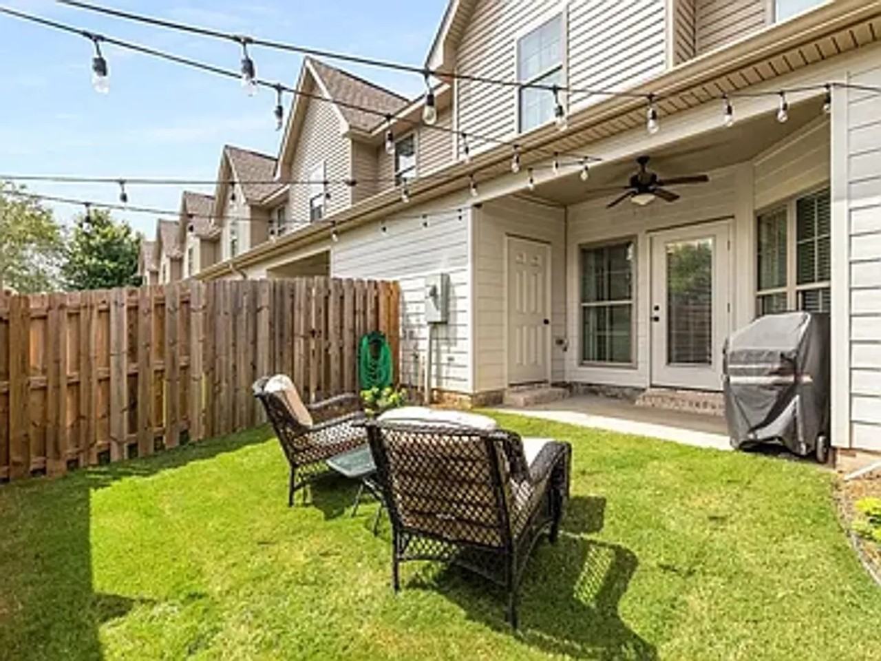 2047 Stephanie Court - Photo 3 of 17