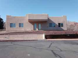 featured image of 79 S Canyon Diablo Rd