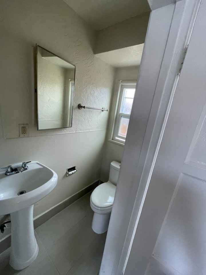Oceanview Lofts - Photo 4 of 9