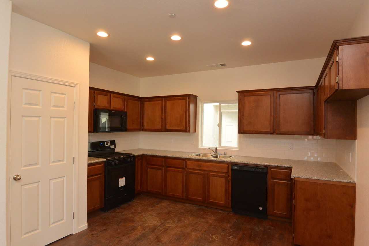 3404, 3406, 3408 S. Villa - Photo 3 of 7