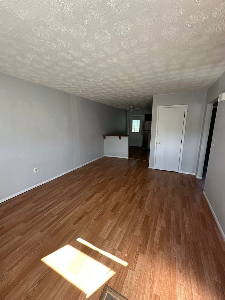 Green Valley Apartments - Photo 2 of 8