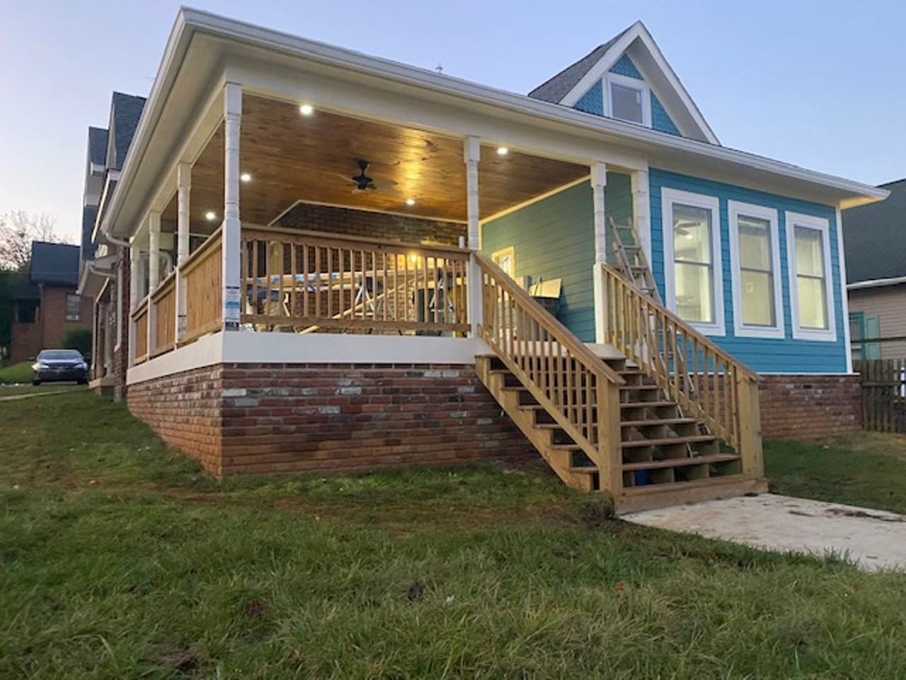 1702 Highland Ave - Photo 2 of 24