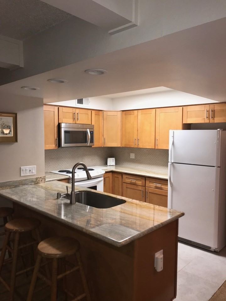 1128A Herbert Ave - Photo 2 of 9