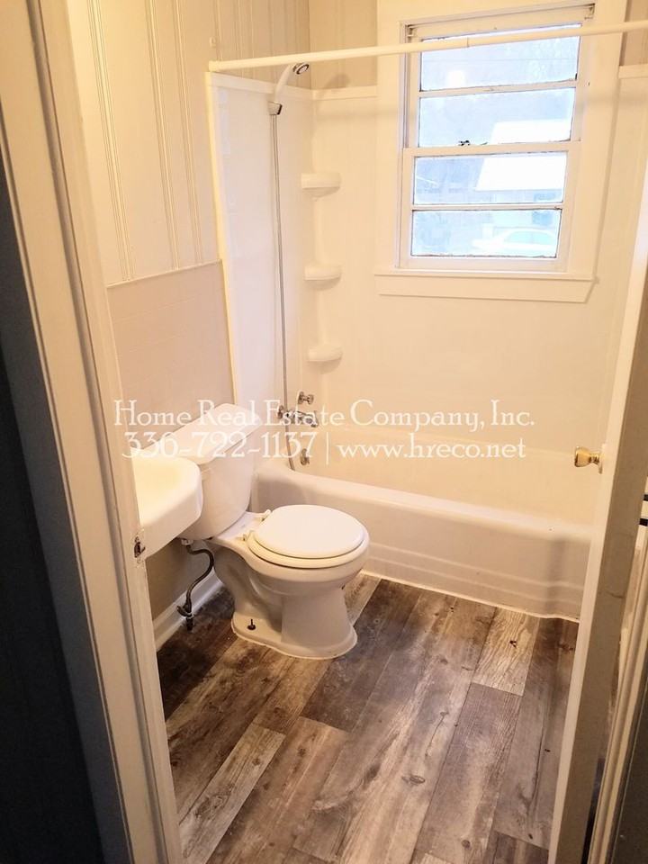 2416 Machine St - Photo 4 of 8