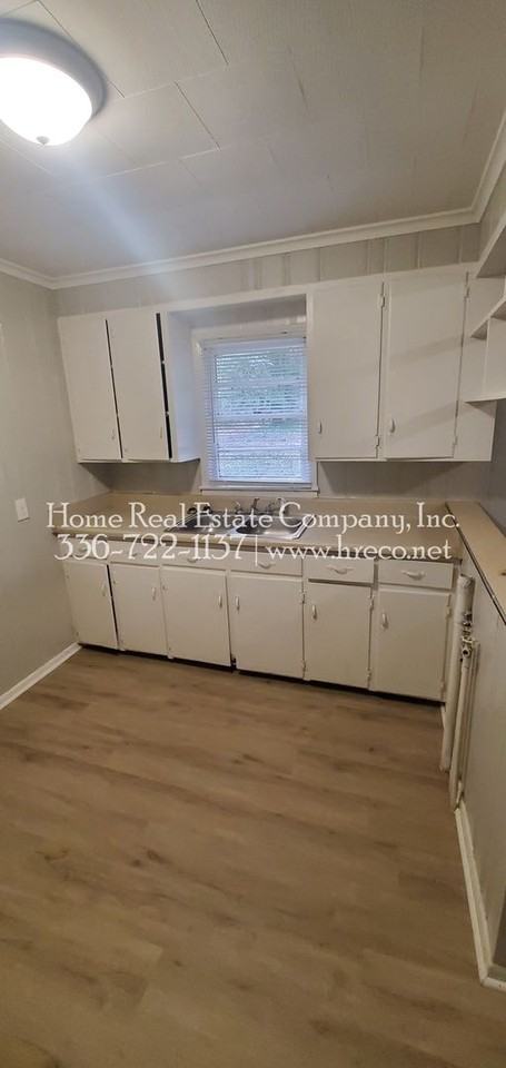 2416 Machine St - Photo 7 of 8