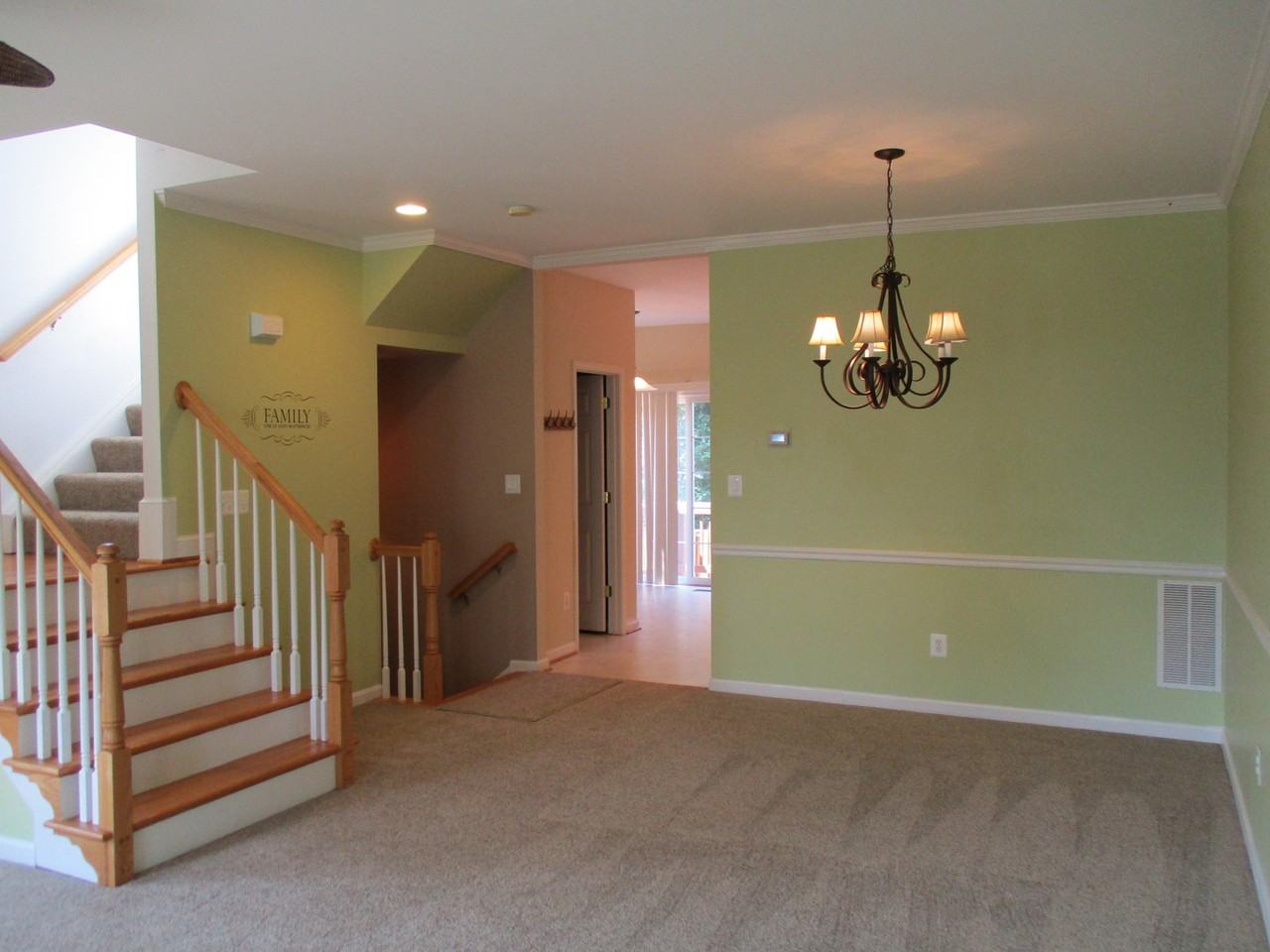9102 Marie Ct - Photo 2 of 11