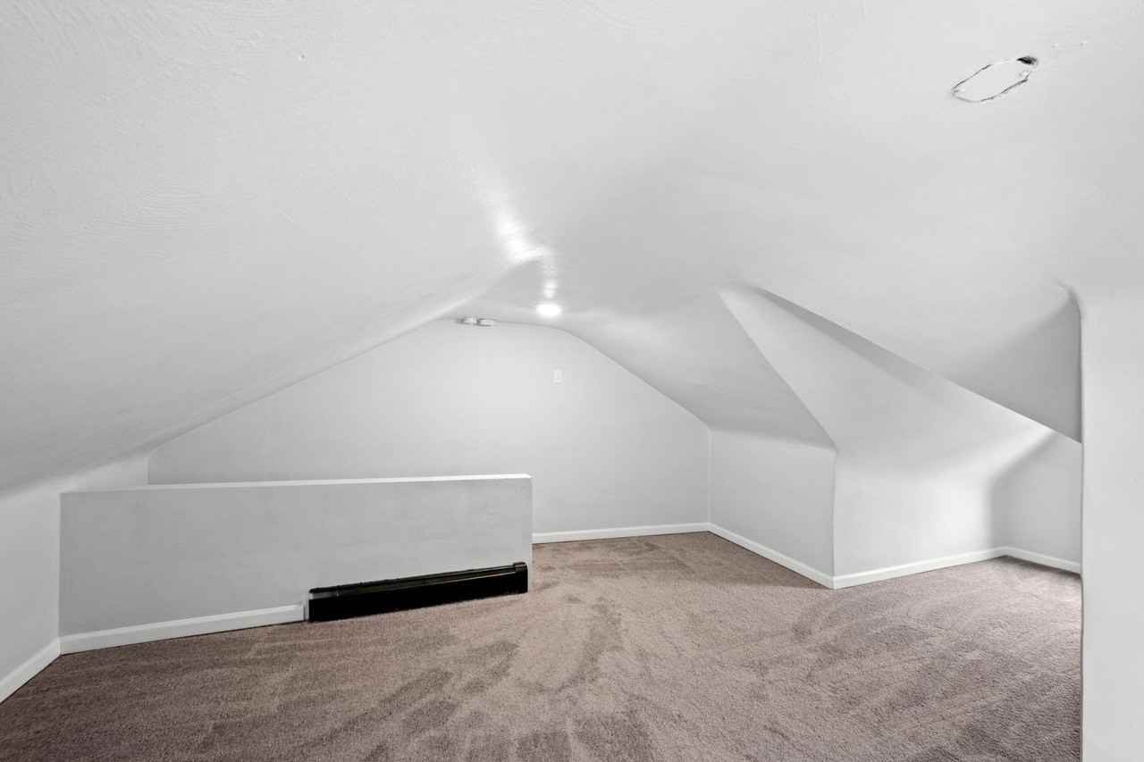 1721 Mount Joseph St - Photo 3 of 27