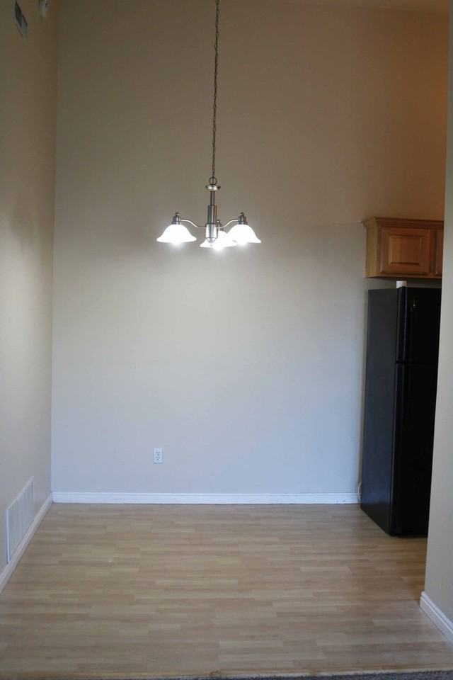 1574 Westbury Way #I - Photo 3 of 10