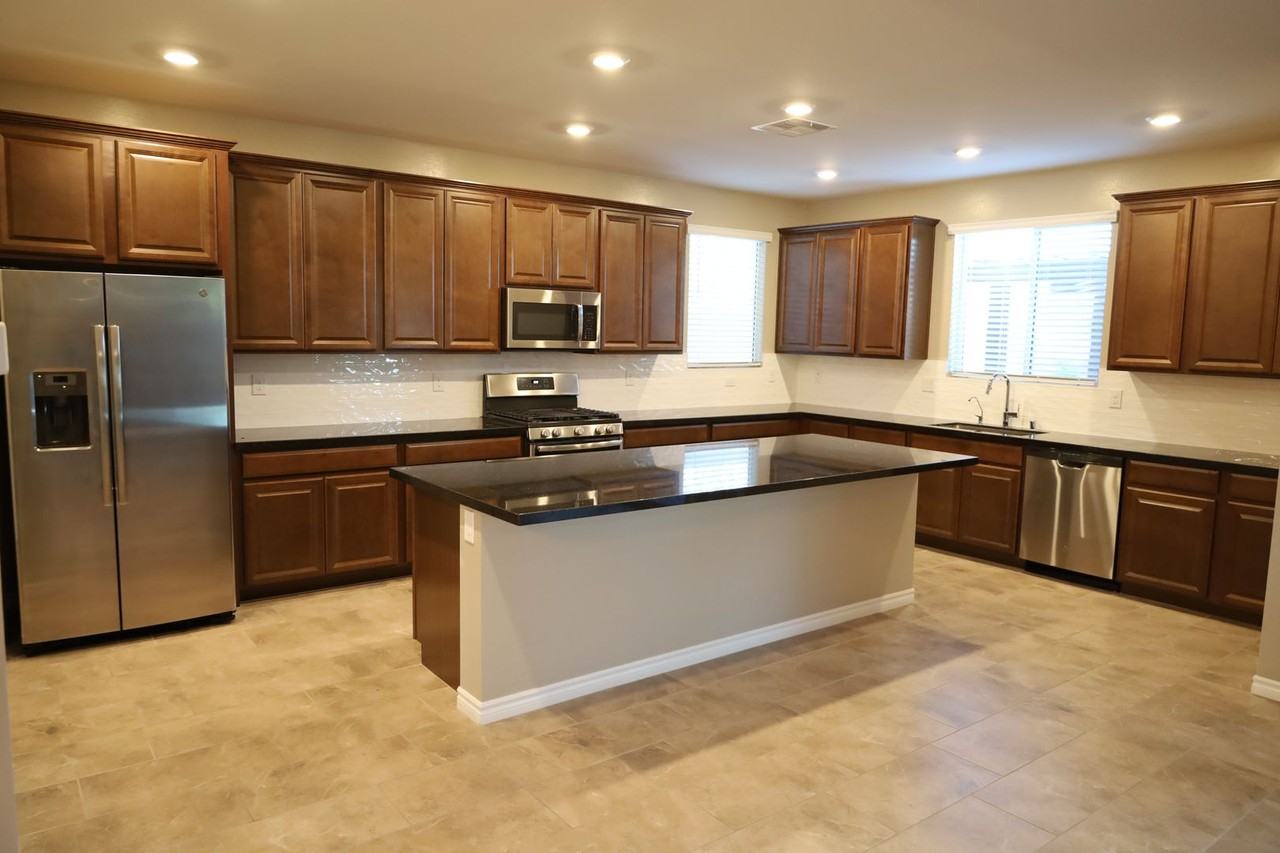 6547 Smithville Ave - Photo 7 of 25