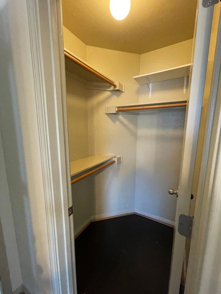 5414B Grover Ave - Photo 7 of 12