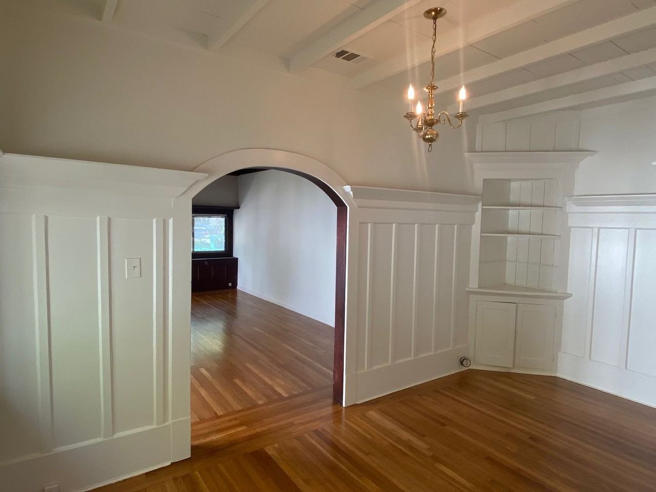 213 S 12th St - Photo 5 of 22