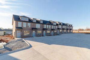 featured image of 1000 Henry Place Blvd