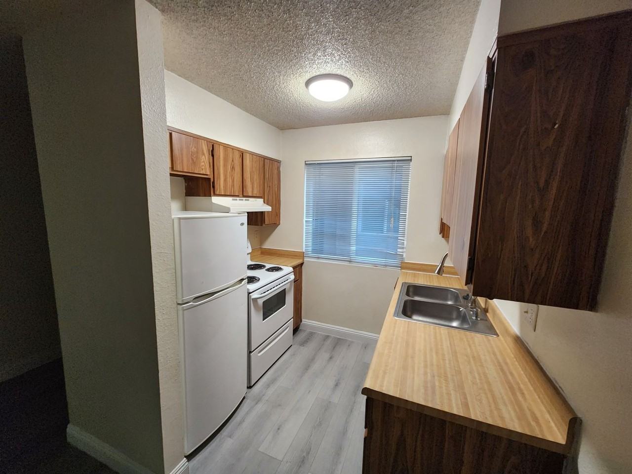 225 E Foster Ave #2 - Photo 2 of 18