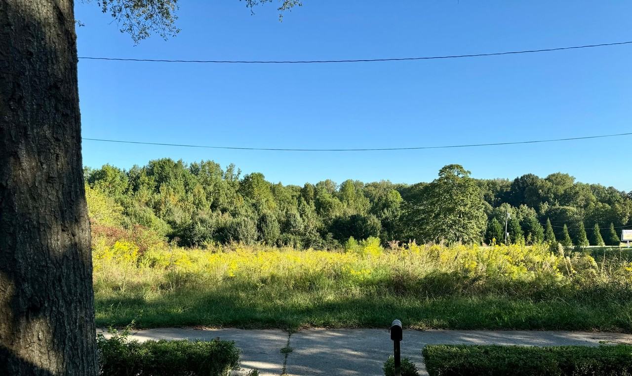 1 Whitten Ave - Photo 2 of 15