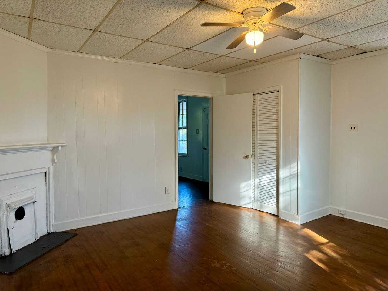 1 Whitten Ave - Photo 6 of 15