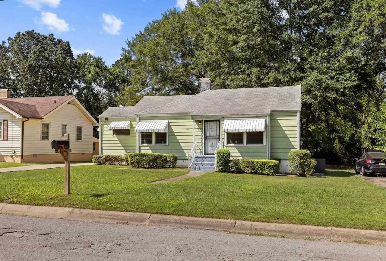 109 Fairfield Blvd - Photo 2 of 16