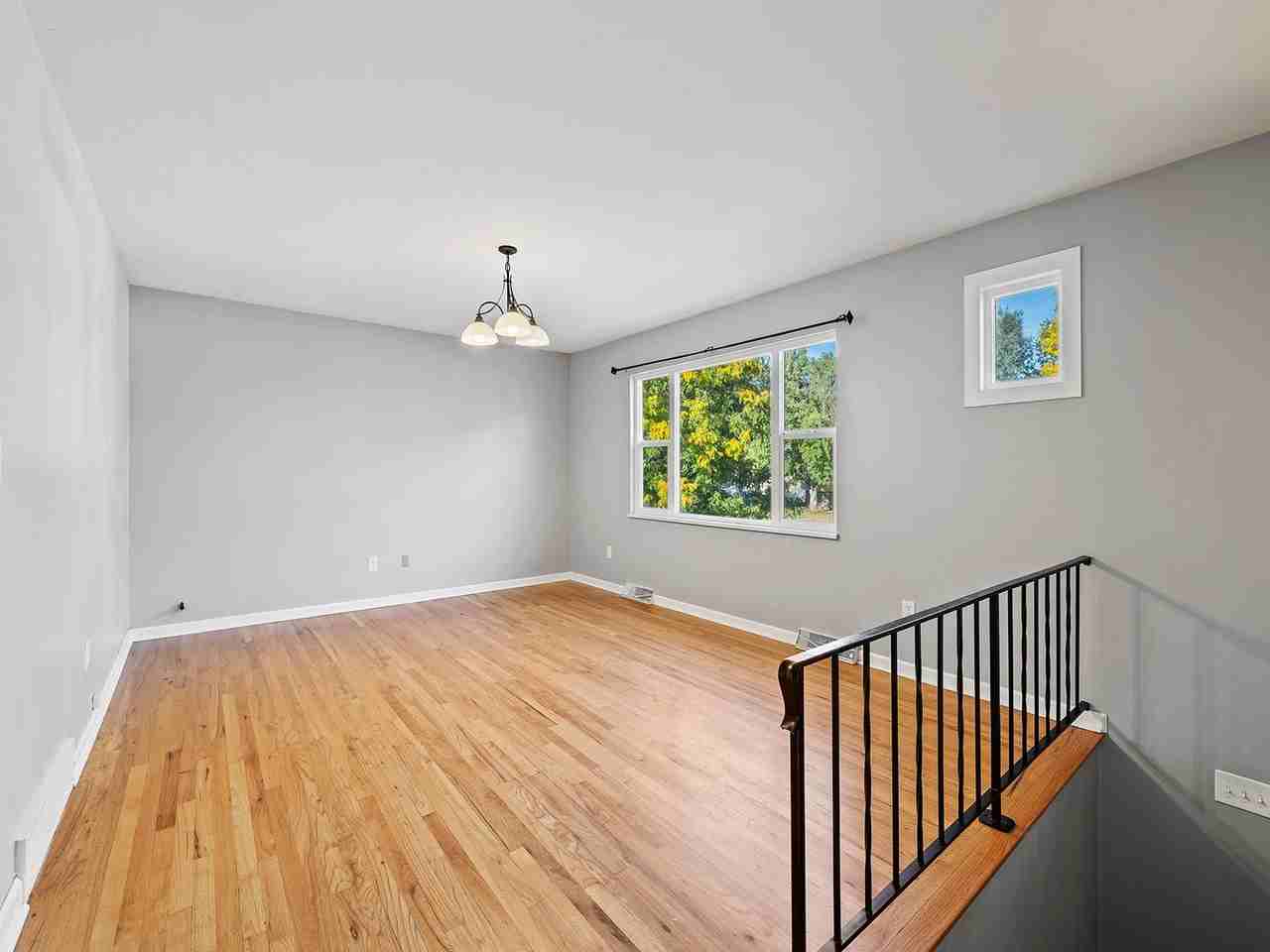 417 N Roosevelt Ave - Photo 3 of 20