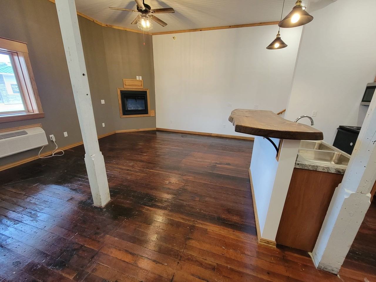 Pigeon Falls Lofts - Photo 4 of 17
