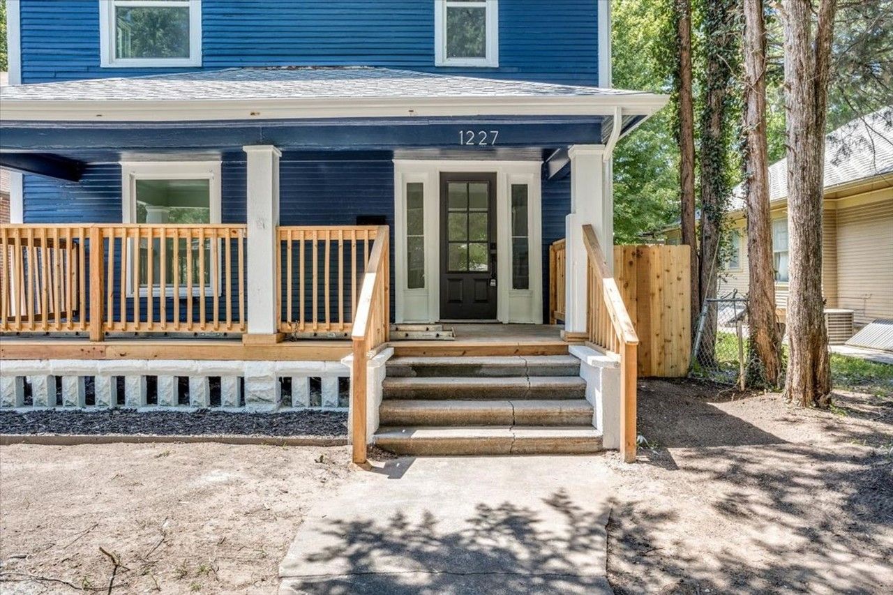 1227 N Lewellen St - Photo 2 of 30