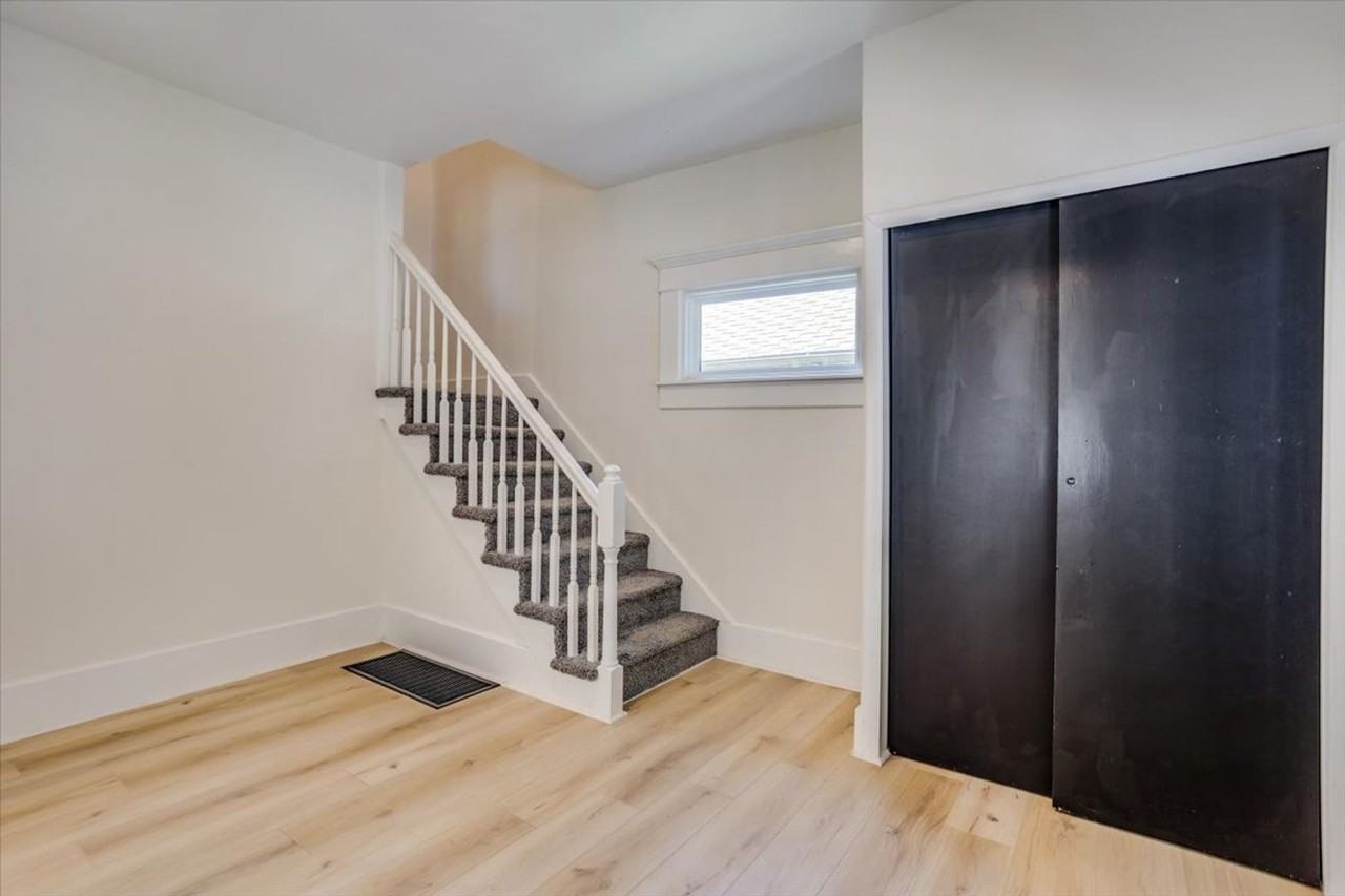 1227 N Lewellen St - Photo 6 of 30