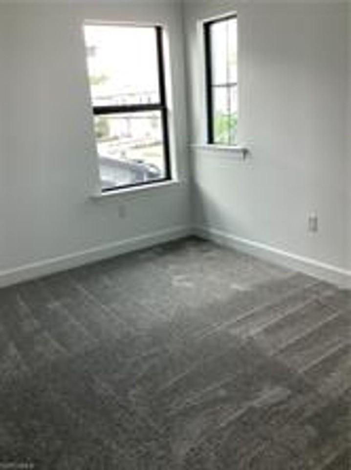 4275 Sonoma Oaks Cir - Photo 6 of 17