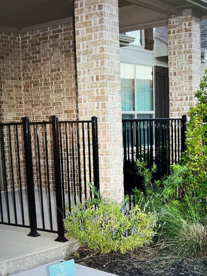 7220 Merlot Pl - Photo 2 of 14