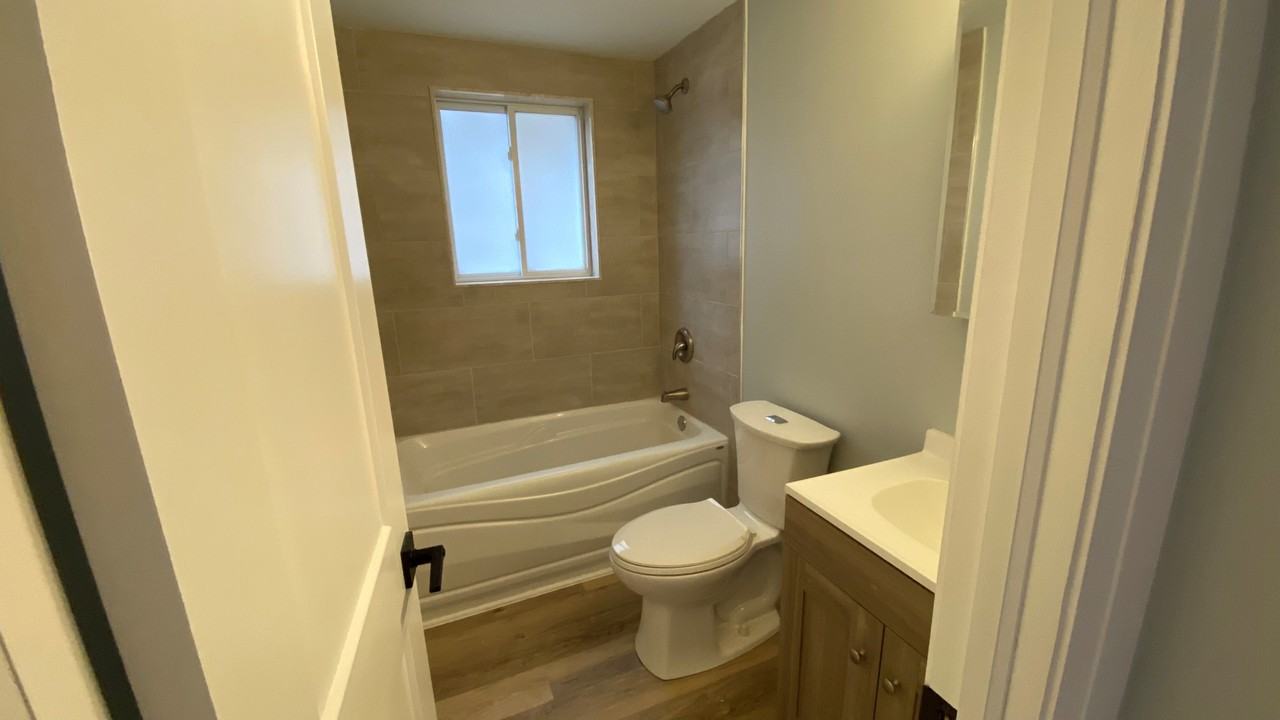 56 Dundas St #2 - Photo 5 of 9