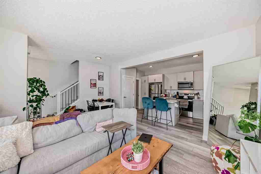 27 Tuscany Summit Square Northwest - Photo 3 of 14