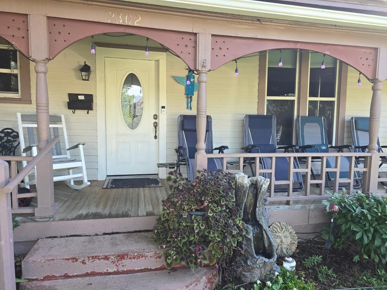 2302 W Platte Ave - Photo 2 of 40