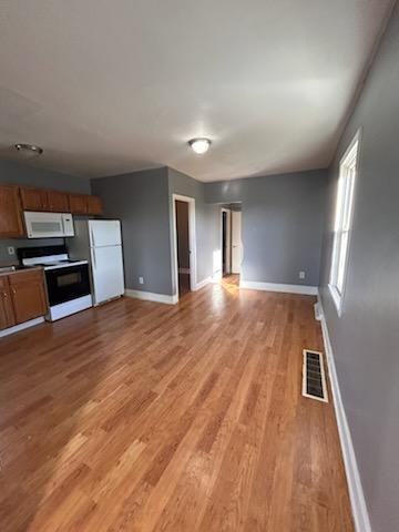 2776 Madison Ave - Photo 4 of 11