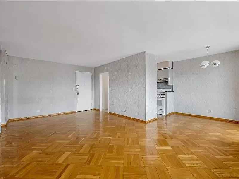 464 Neptune Ave - Photo 2 of 11