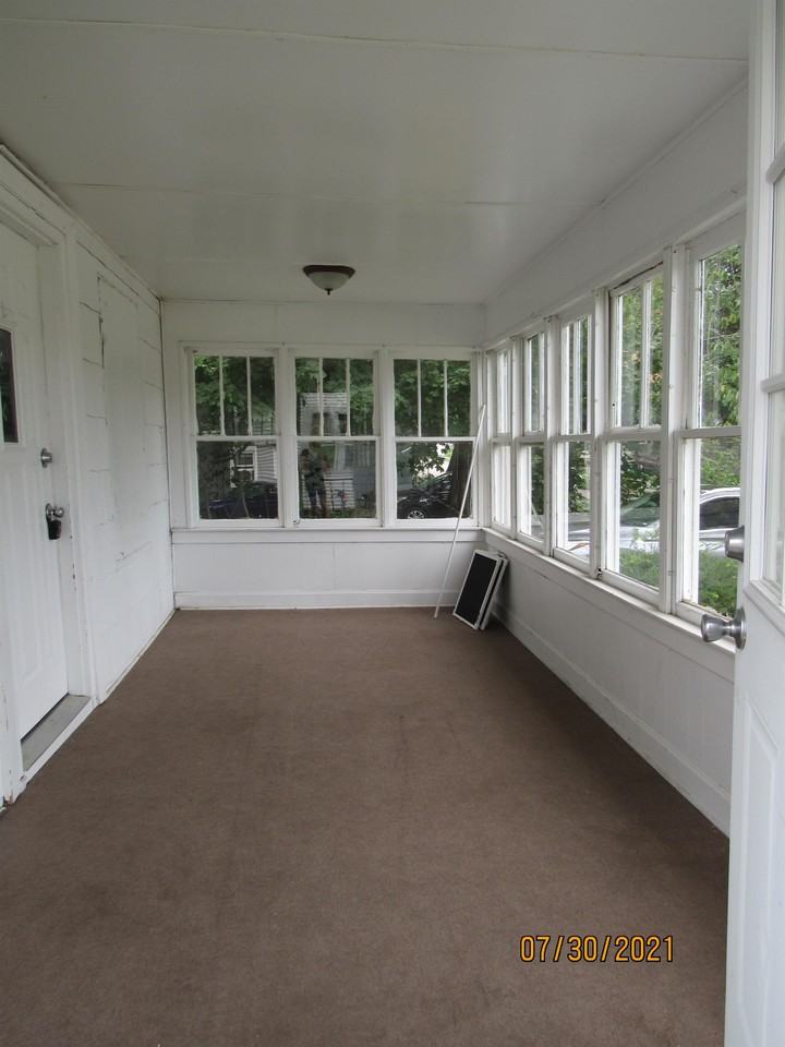 430 Cottage Row - Photo 2 of 23