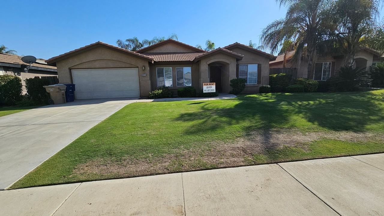 6211 Calabria Dr - Photo 2 of 19