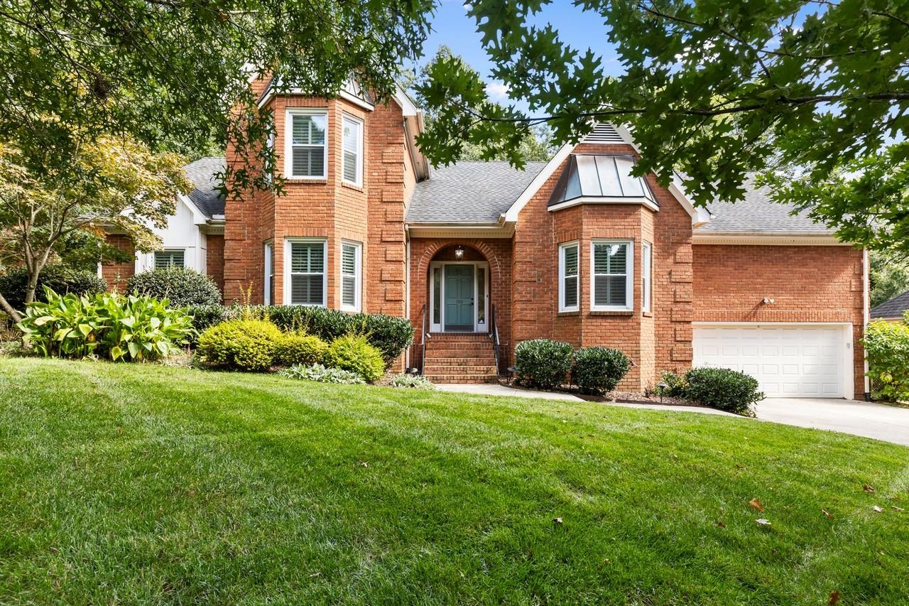 108 Amrita Ct - Photo 2 of 34